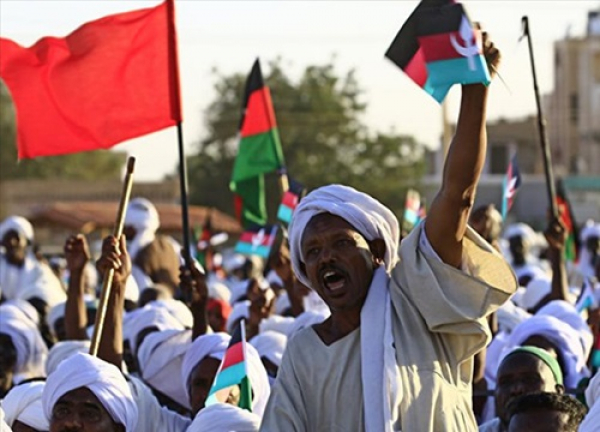الشيوعي السوداني لتصعيد النشاط الجماهيري