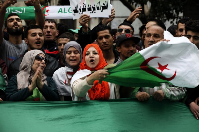 الشعبيّة تشيد بانسحاب الوفد الجزائري من اجتماع برلمان البحر المتوسط رفضًا للتطبيع