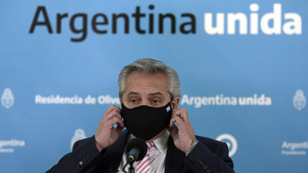 رئيس الأرجنتين: قد نحصل على 25 مليون جرعة من اللقاح الروسي ضد كورونا