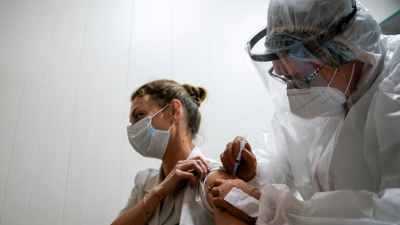 روسيا تنتج ملايين اللقاحات ضد كورونا على أراضي دولة آسيوية