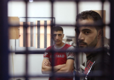 الأسرى في عيادة سجن الرملة: نعاني من وباء الاحتلال وكورونا معا