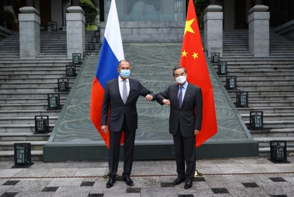 لافروف: روسيا ستبذل مع الصين كل ما بوسعها لحماية مشاريعها التجارية والتسويات