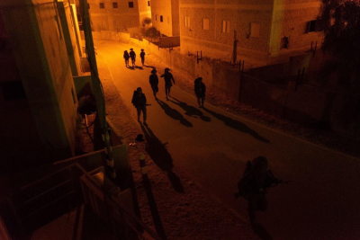 الاحتلال يعتقل 5 مواطنين خلال مداهماته بالضفة فجرًا