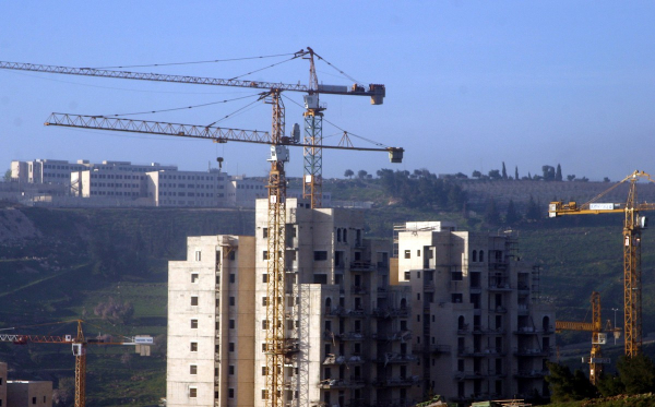 حملة صهيونية لشرعنة البؤر الاستيطانية قبل دخول بايدن للبيت الأبيض