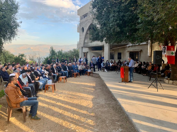 إزاحة الستار عن لوحة تذكارية للشهيد فؤاد الذيب في بلدة كفرمتى تخللته كلمة للأمين العام للحزب الشيوعي اللبناني حنا غريب