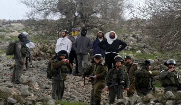 إصابات بعد اعتداء المستوطنين على مواطنين بالضرب غرب بيت لحم