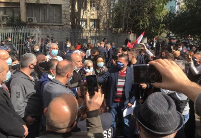 وقفة صامتة لاهالي ضحايا انفجار المرفأ في ذكرى مرور 6 أشهر