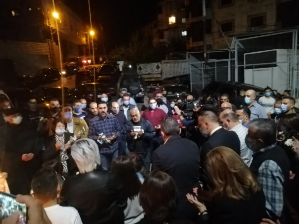 فريق العمل القانوني الموكل بالدفاع عن عائلة علاء أبو فخر: آن الأوان كي يفصح صوان عن مجريات الملف