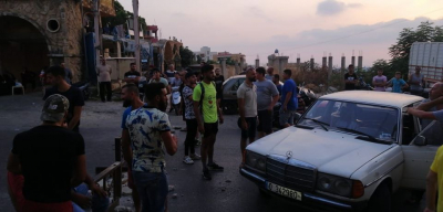 منتفضون يقطعون الطريق على موكب لمجلس النواب (فيديو)