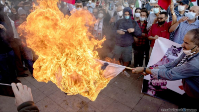 وقفة تضامنية في المغرب رفضاً للتطبيع تحت شعار "فلسطين أمانة والتطبيع خيانة"