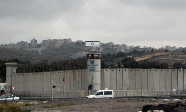 خطوات تصعيدية للأسرى في رامون وجلبوع ونفحة ضد إدارة السجون الصهيونية