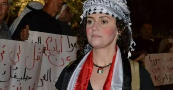 مخابرات الاحتلال تهدّد الصحفية صابرين دياب وتستجوبها حول أحداث طمرة...