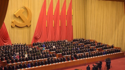 شي جين بينغ يحث أعضاء الحزب على دراسة تاريخ الحزب