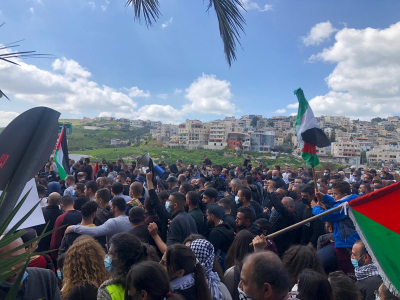 المئات ينتفضون في قلنسوة وأم الفحم رفضًا للجريمة ولتواطؤ الاحتلال مع عصابات الإجرام