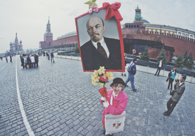 موسكو.. إلغاء مسابقة لإعادة هيكلة ضريح لينين بعد انتقادات واسعة