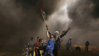 إصابة 15 فلسطينياً في مواجهات مع الجيش الإسرائيلي في الضفة الغربية